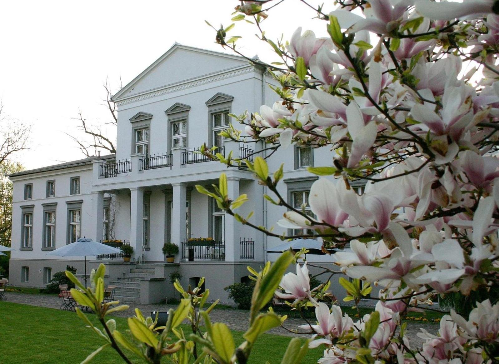 Dwór Podstolice Exterior foto